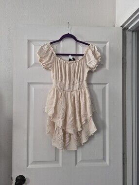 Cream Cottagecore Top Medium